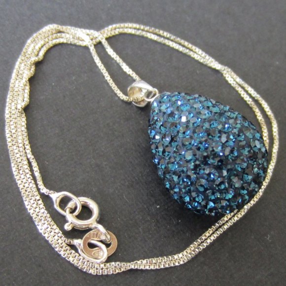 Swarovski Crystals Teardrop Pendant on a Sterling Silver Chain - Picture 1 of 13